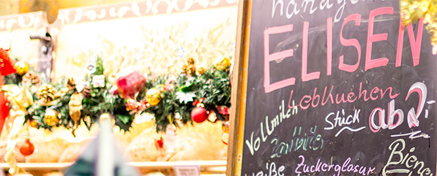 Blick in den Verkaufsbereich von Lebkuchen Düll und Bäckerei