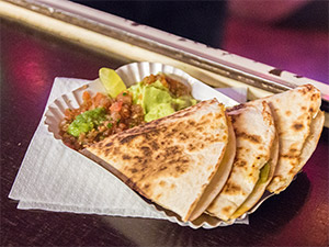 Quesadillas mit Salsa