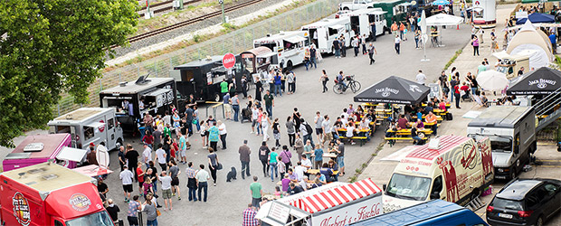 Food Trucks über Food Trucks, wohin man schaut