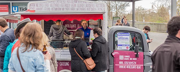 Die drei Mädels vom „The Cave“ Foodtruck