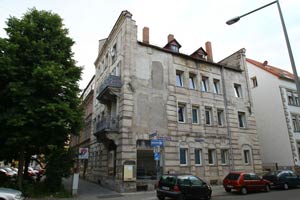 Vom Krieg gezeichnet: Das Haus Martin-Richter-Straße 26